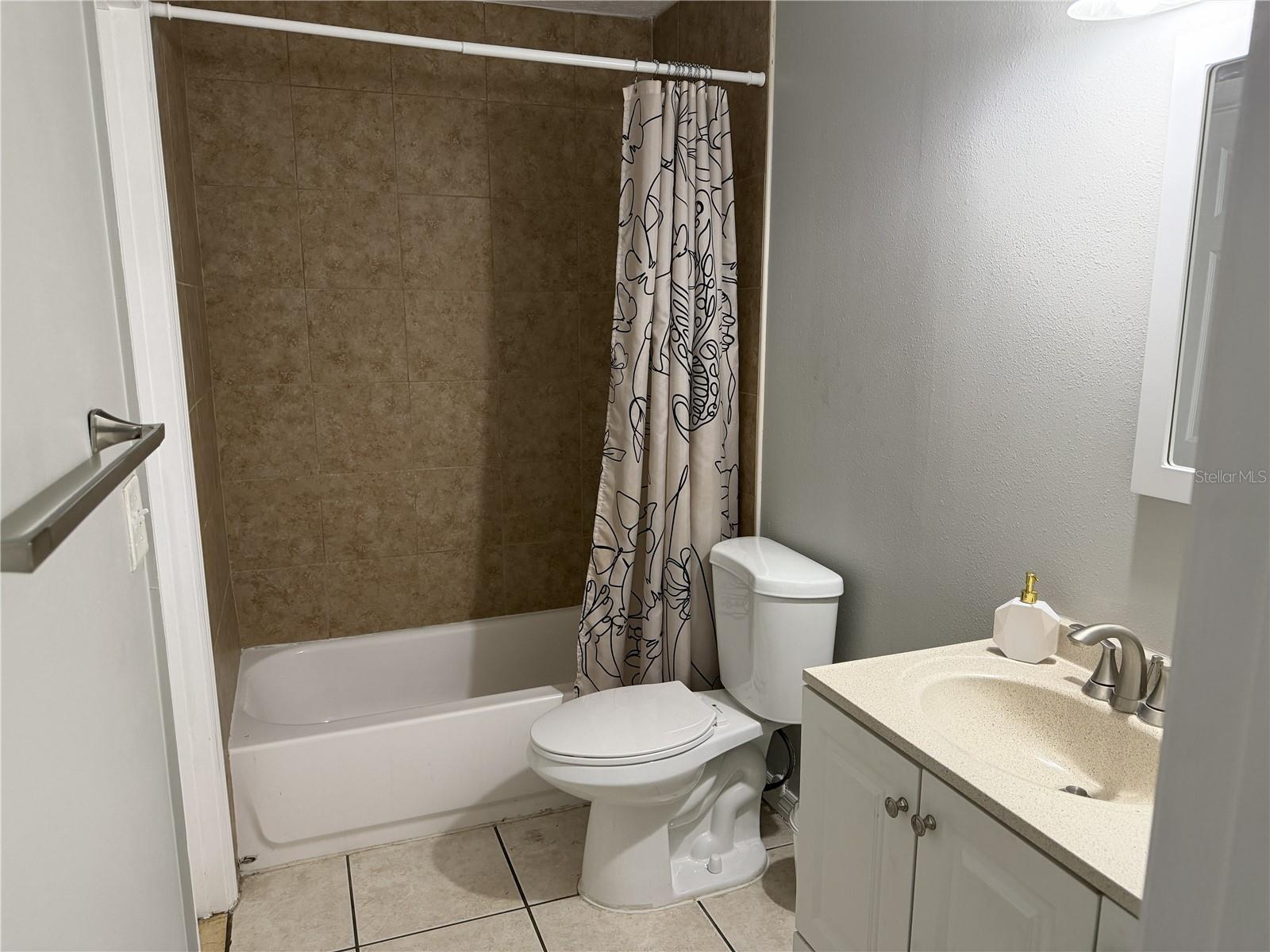 MAGNOLIA POINTE - Residential Lease