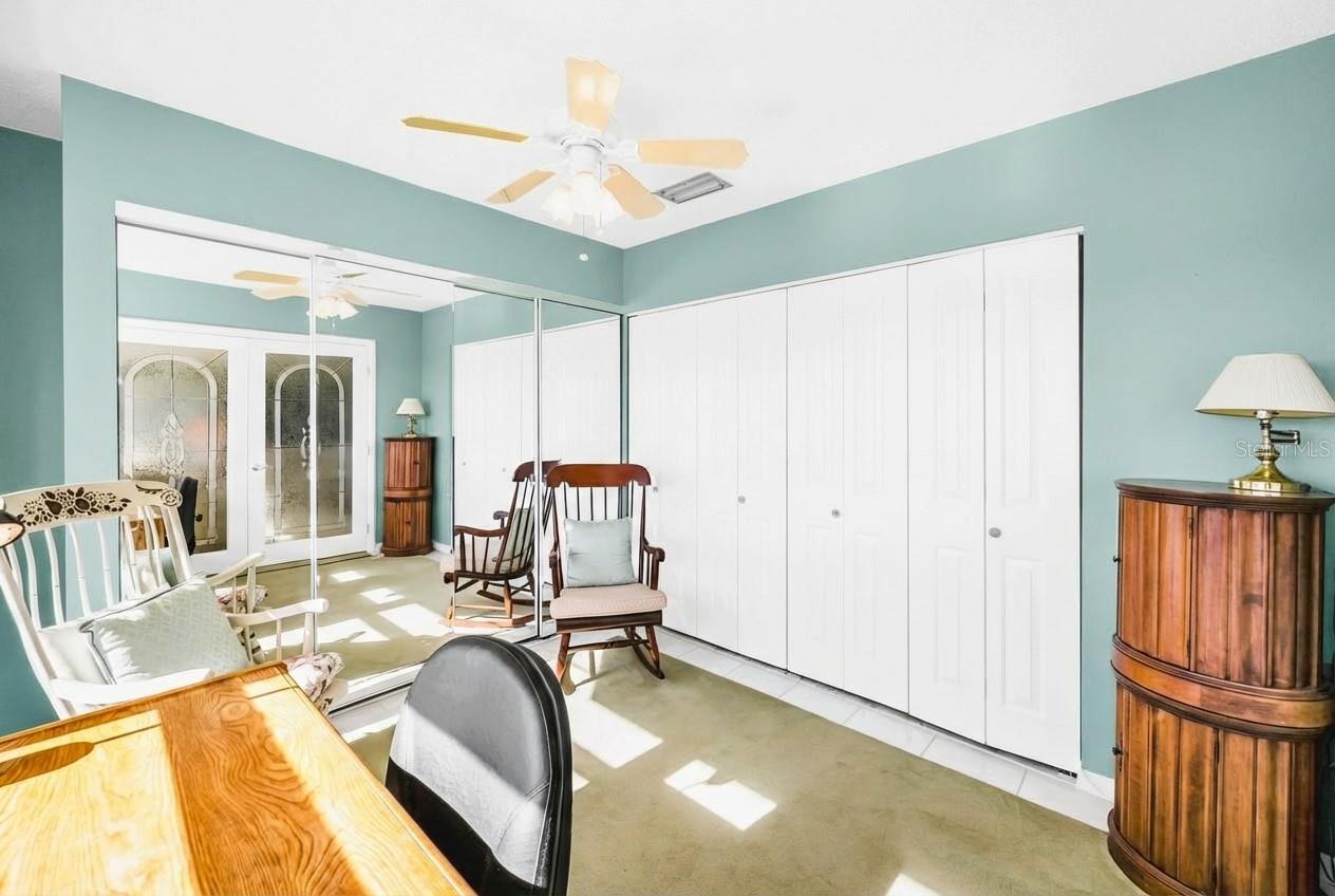 HARBOUR CLUB CONDO 3 - Residential