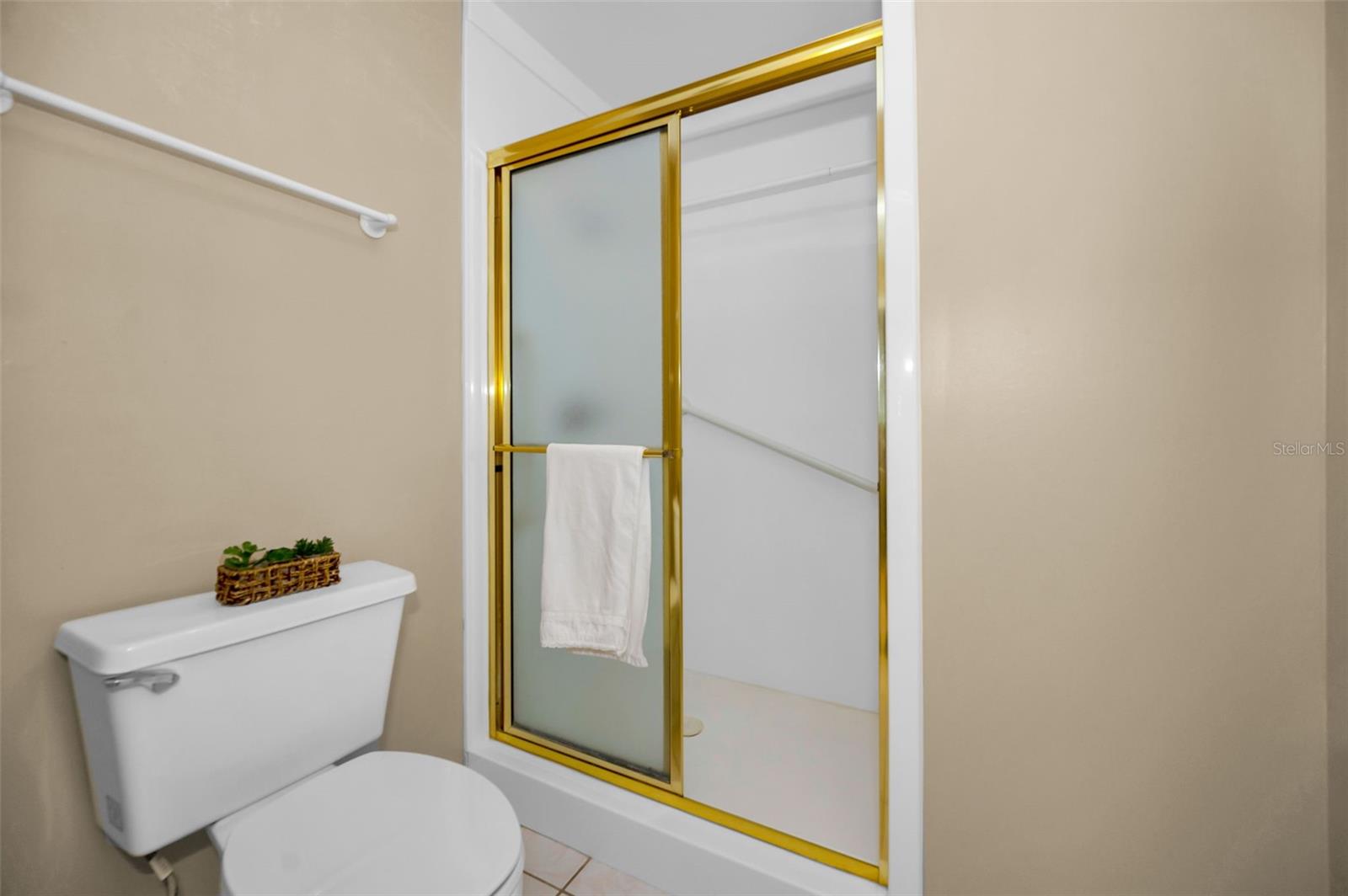 HARBOUR CLUB CONDO 3 - Residential