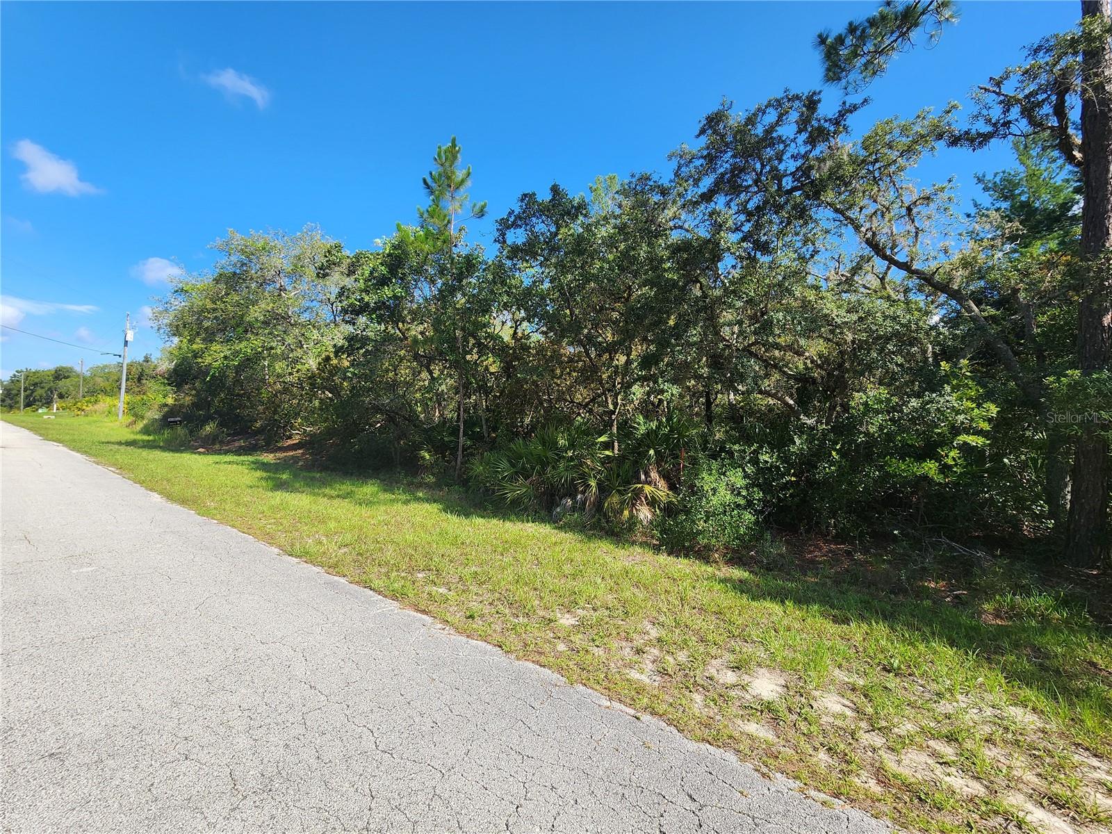 ROYAL TRAILS UNIT 01 - Land