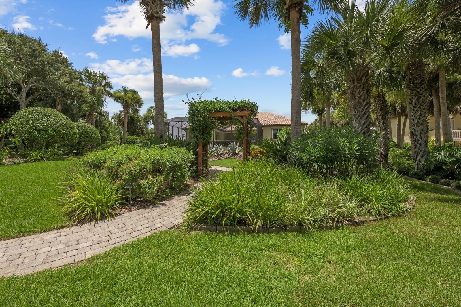 HAMMOCK DUNES - Residential