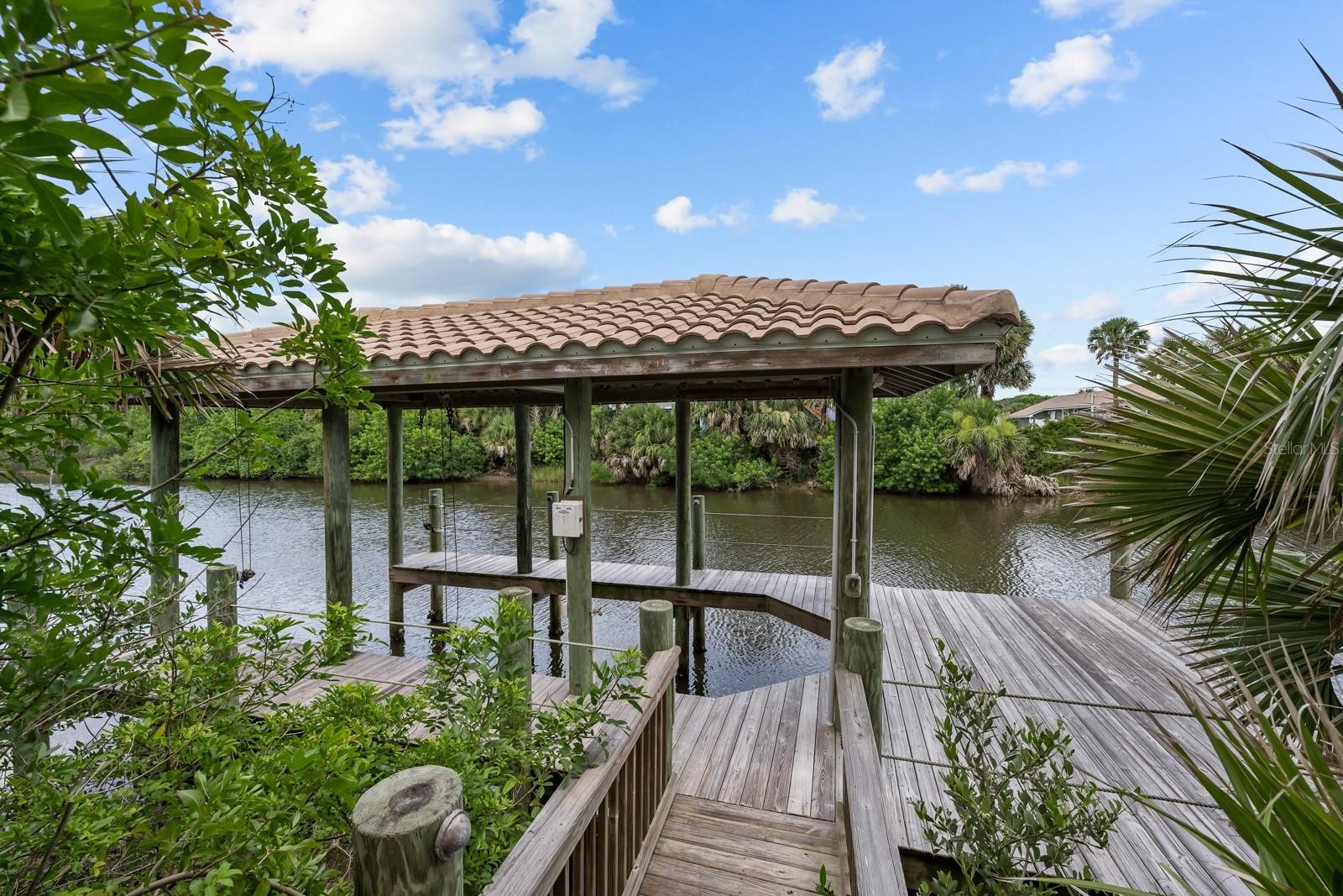 HAMMOCK DUNES - Residential