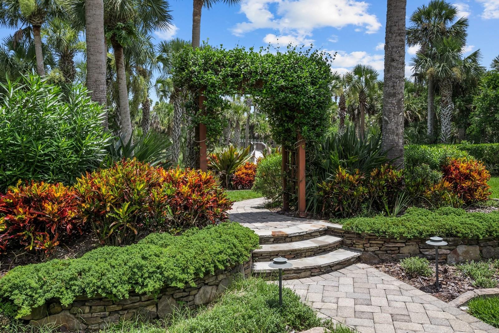 HAMMOCK DUNES - Residential