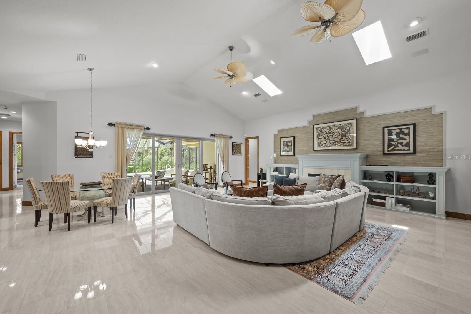 HAMMOCK DUNES - Residential
