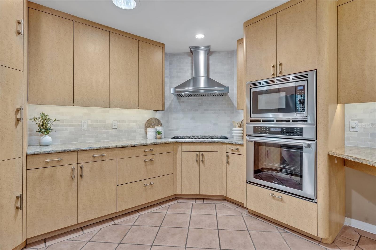 VIRGINIA HEIGHTS - Residential