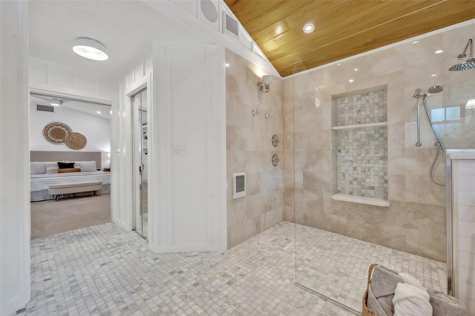 VIRGINIA HEIGHTS - Residential