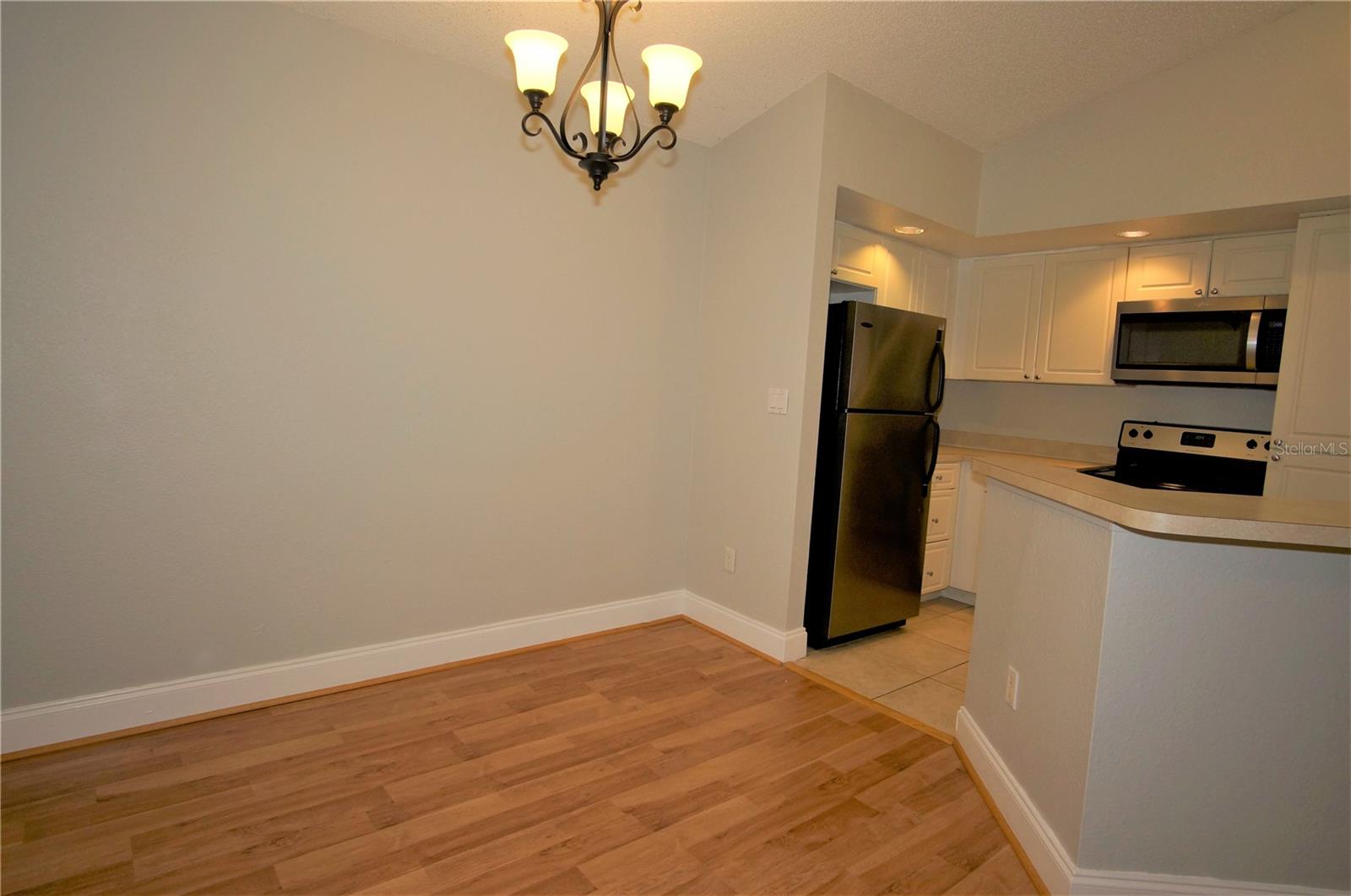 VENETIAN PLACE - Residential Lease