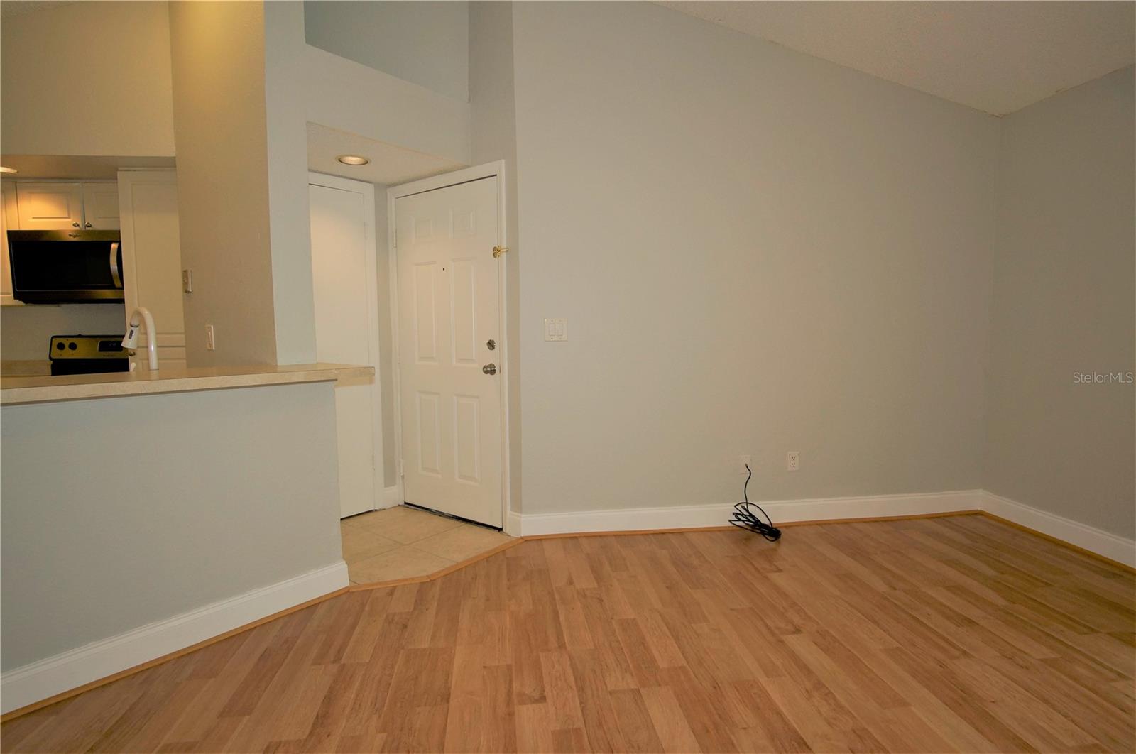 VENETIAN PLACE - Residential Lease