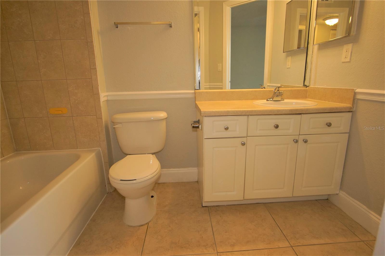 VENETIAN PLACE - Residential Lease