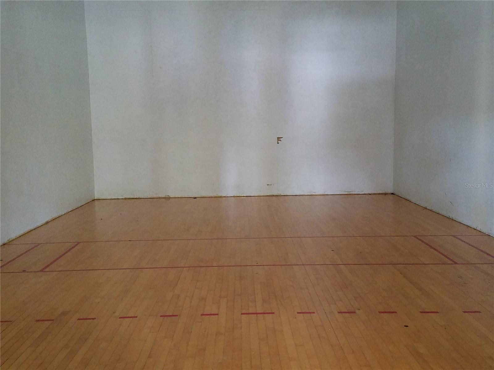 VENETIAN PLACE - Residential Lease