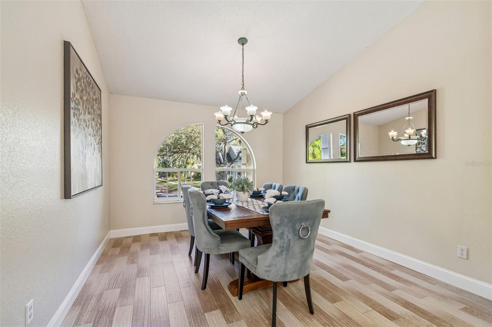 SAGE OAKS - Residential