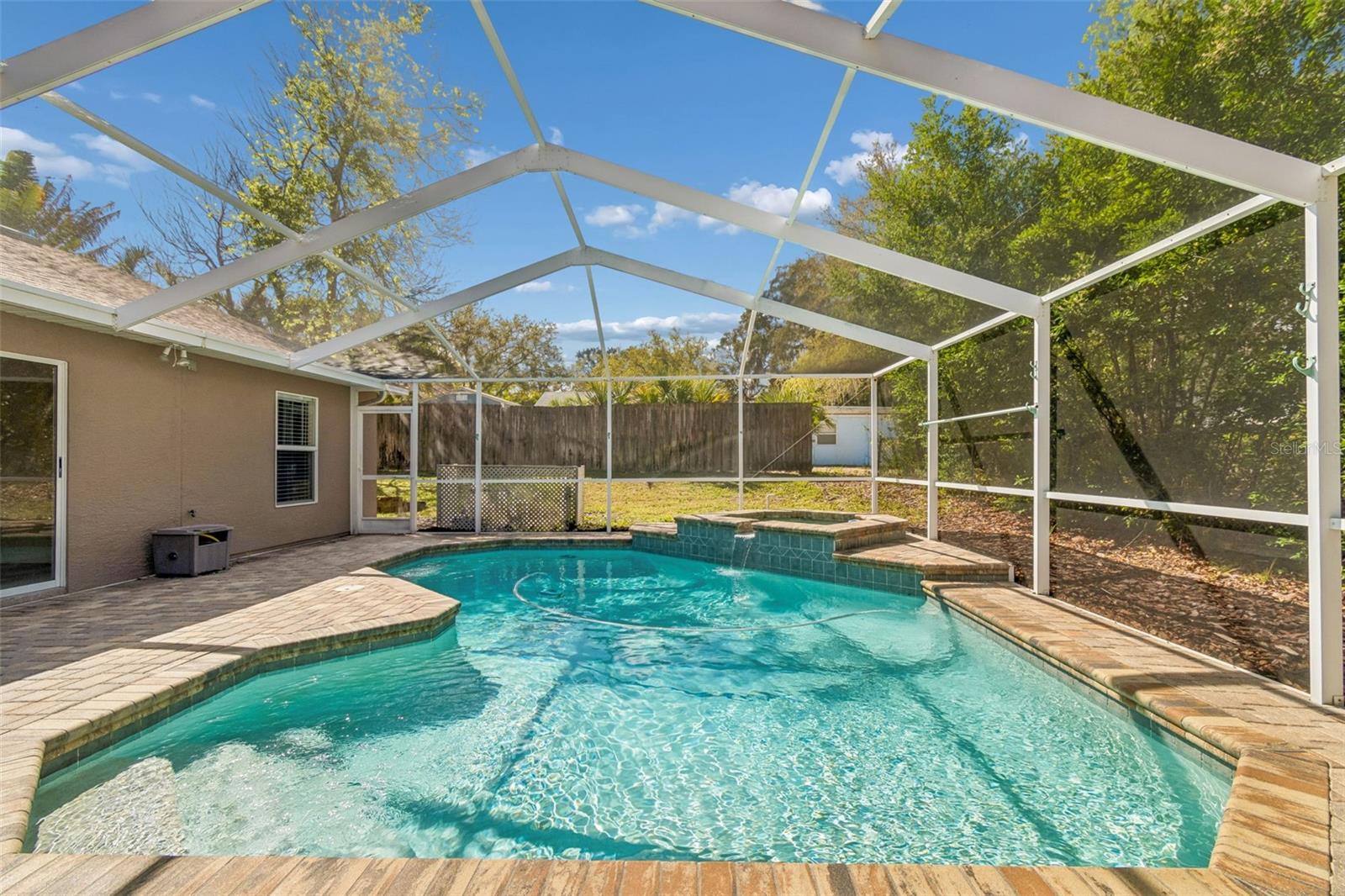 SAGE OAKS - Residential