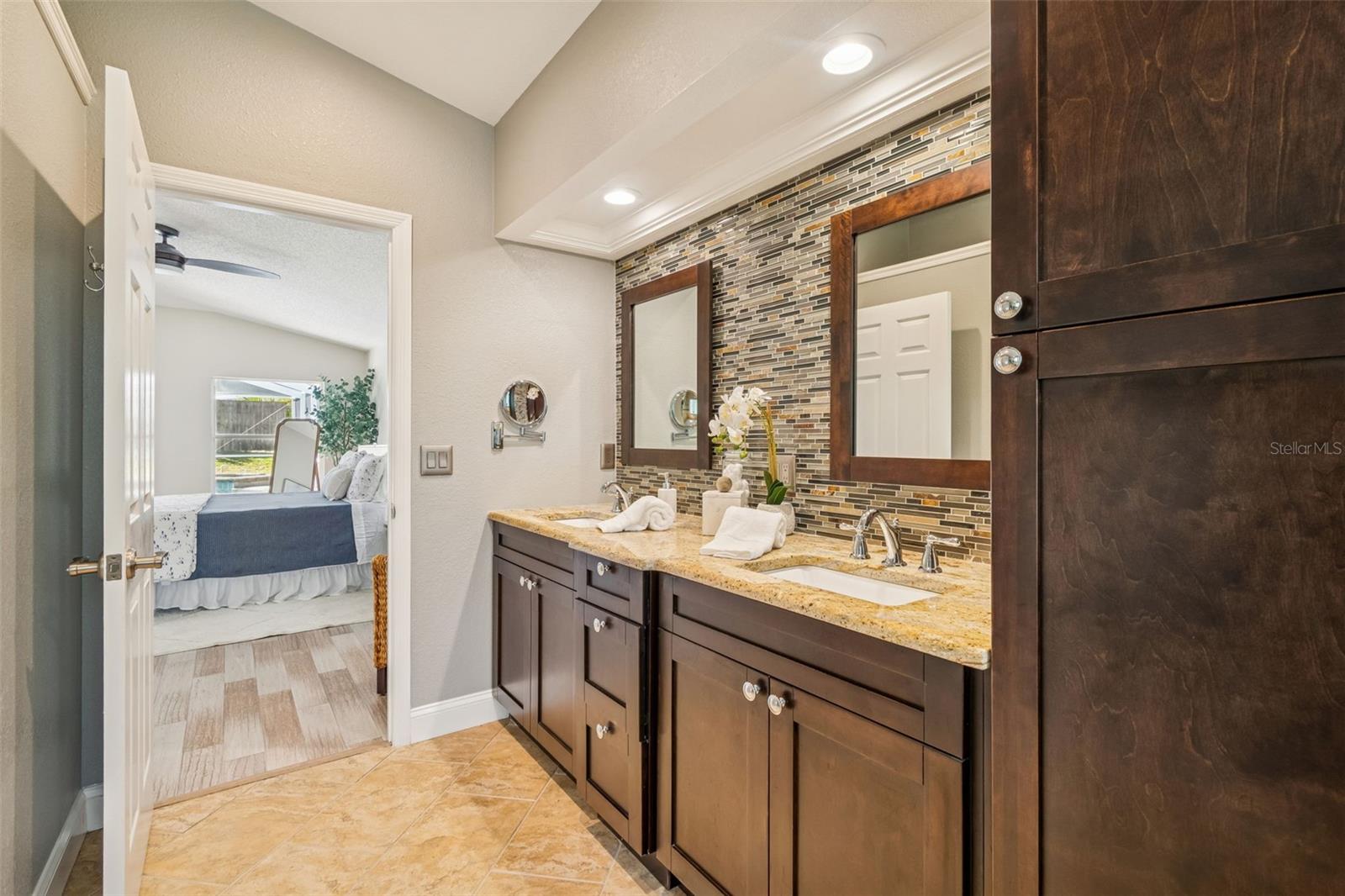 SAGE OAKS - Residential