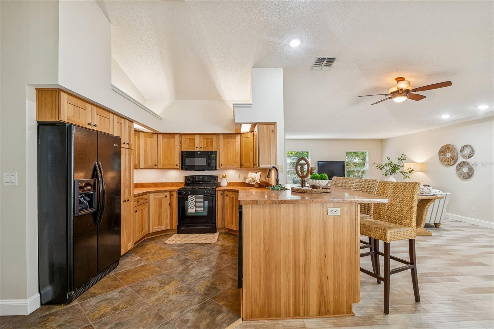 SAGE OAKS - Residential