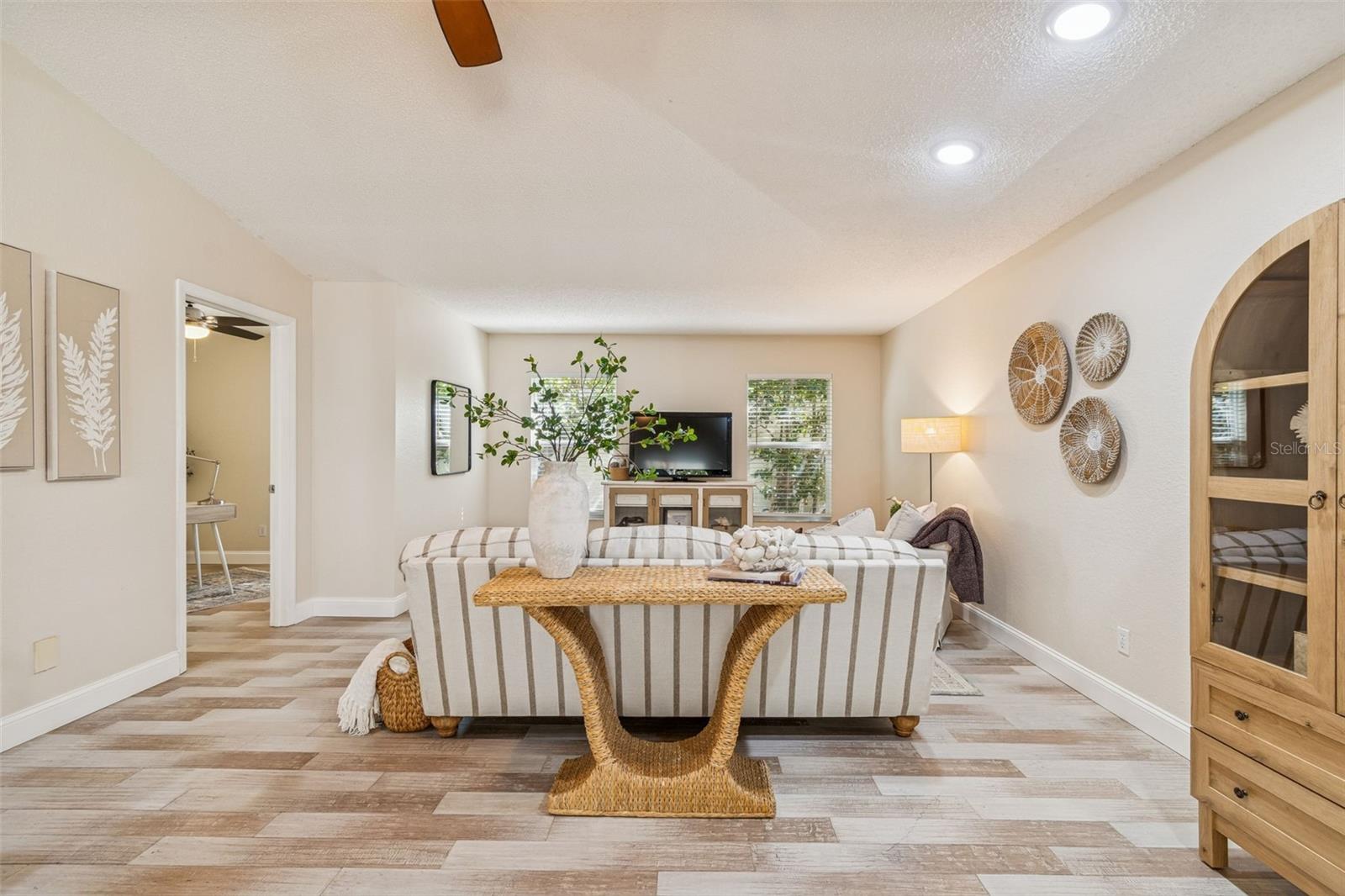 SAGE OAKS - Residential