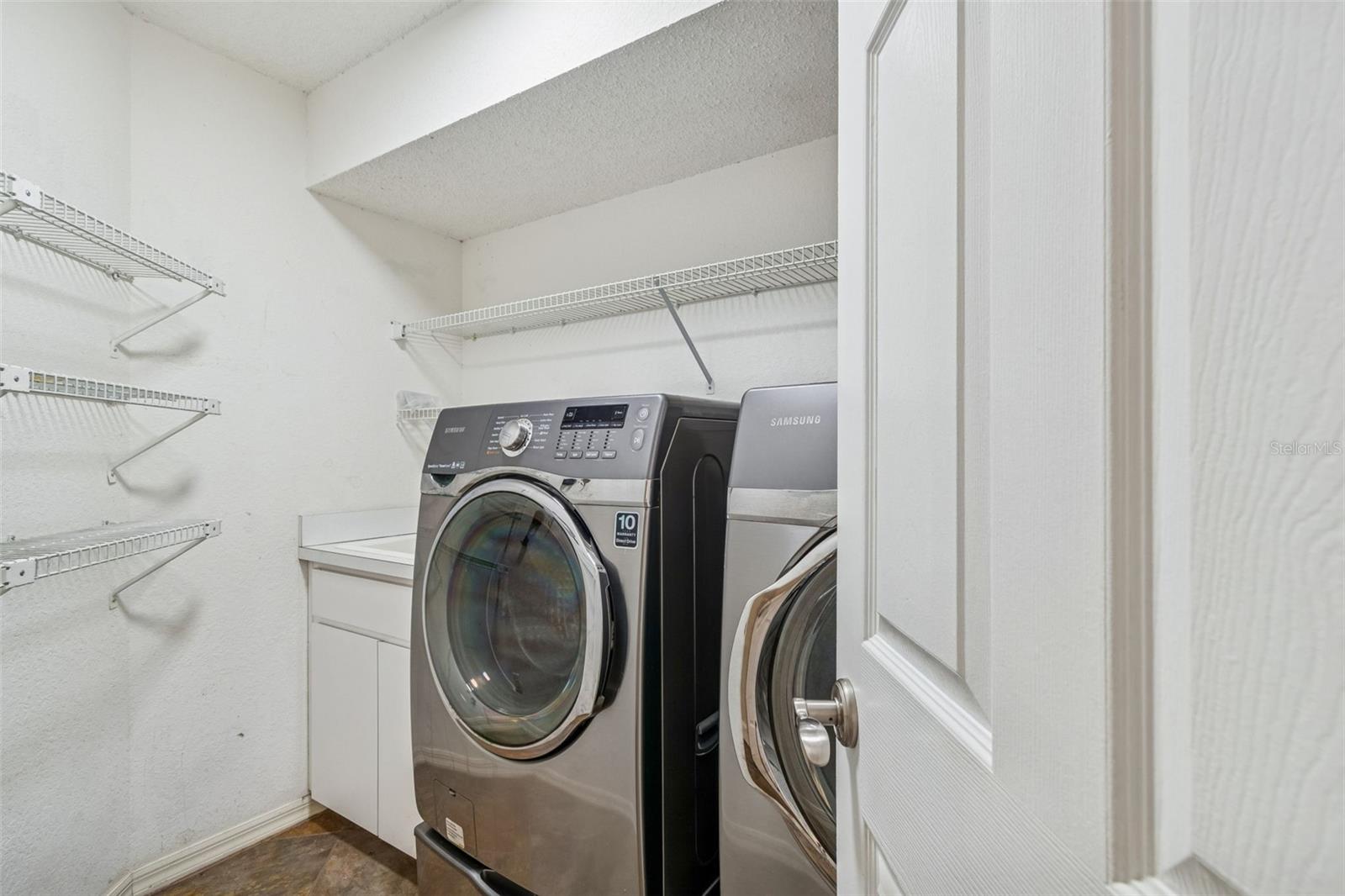 SAGE OAKS - Residential