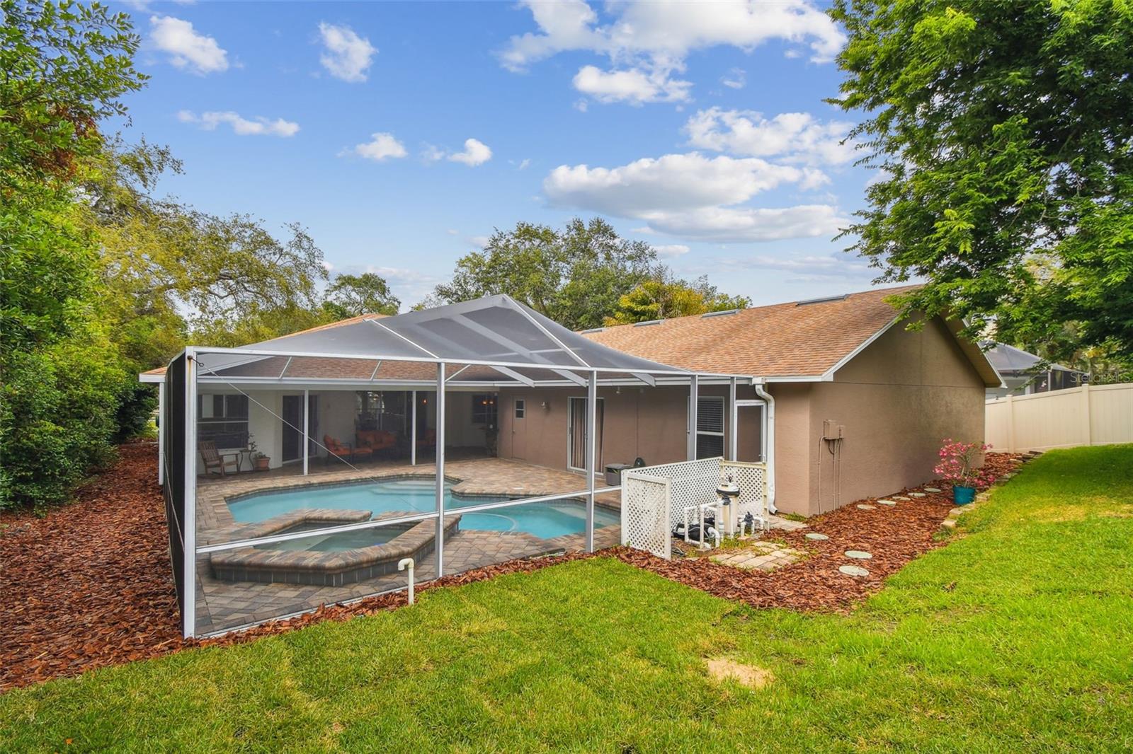 SAGE OAKS - Residential