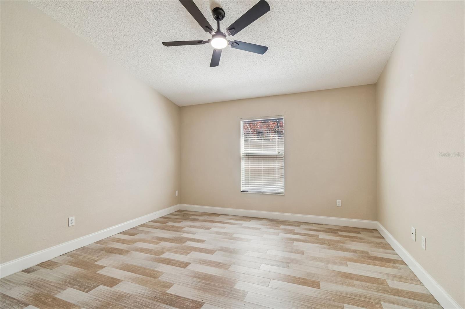 SAGE OAKS - Residential