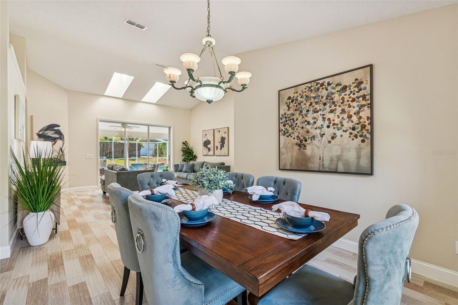 SAGE OAKS - Residential