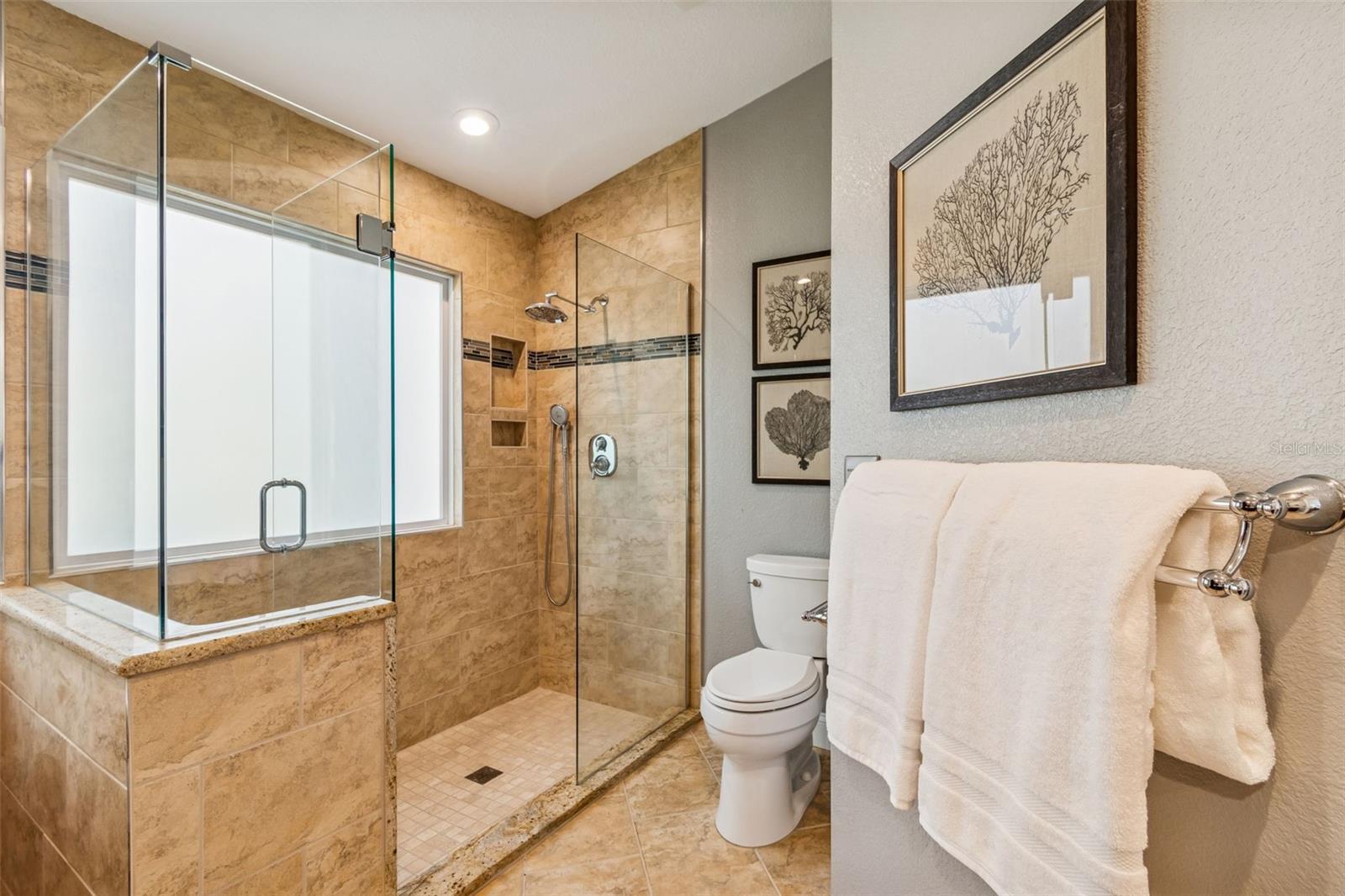 SAGE OAKS - Residential