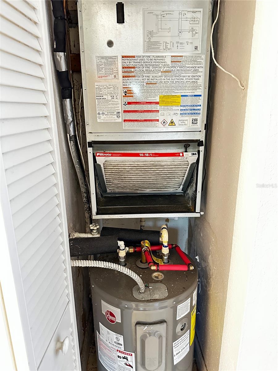 MILLENNIUM PALMS - Residential