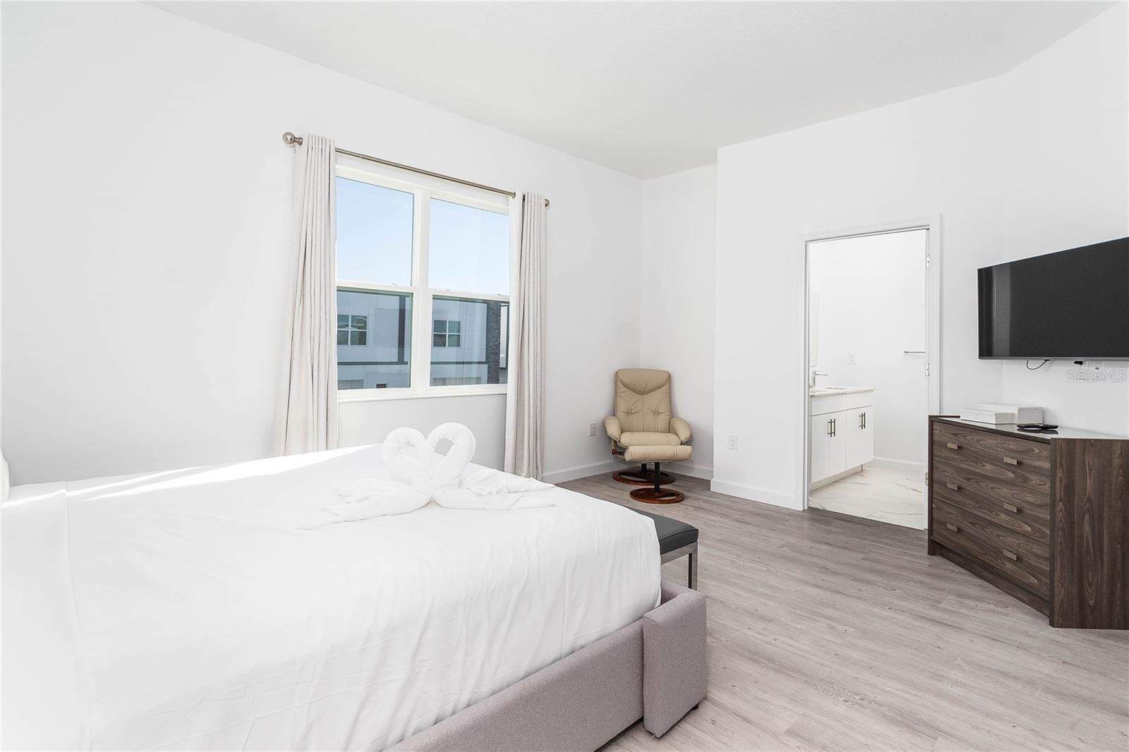 THE AZUR RESORT - Residential