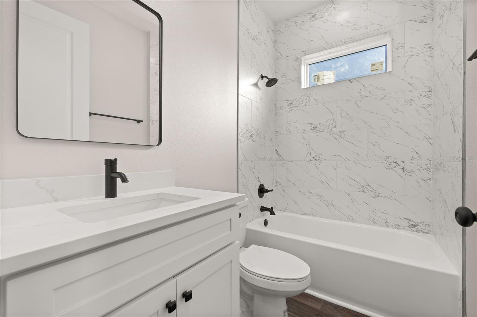 APL RED HILL FARMS ADD - Residential