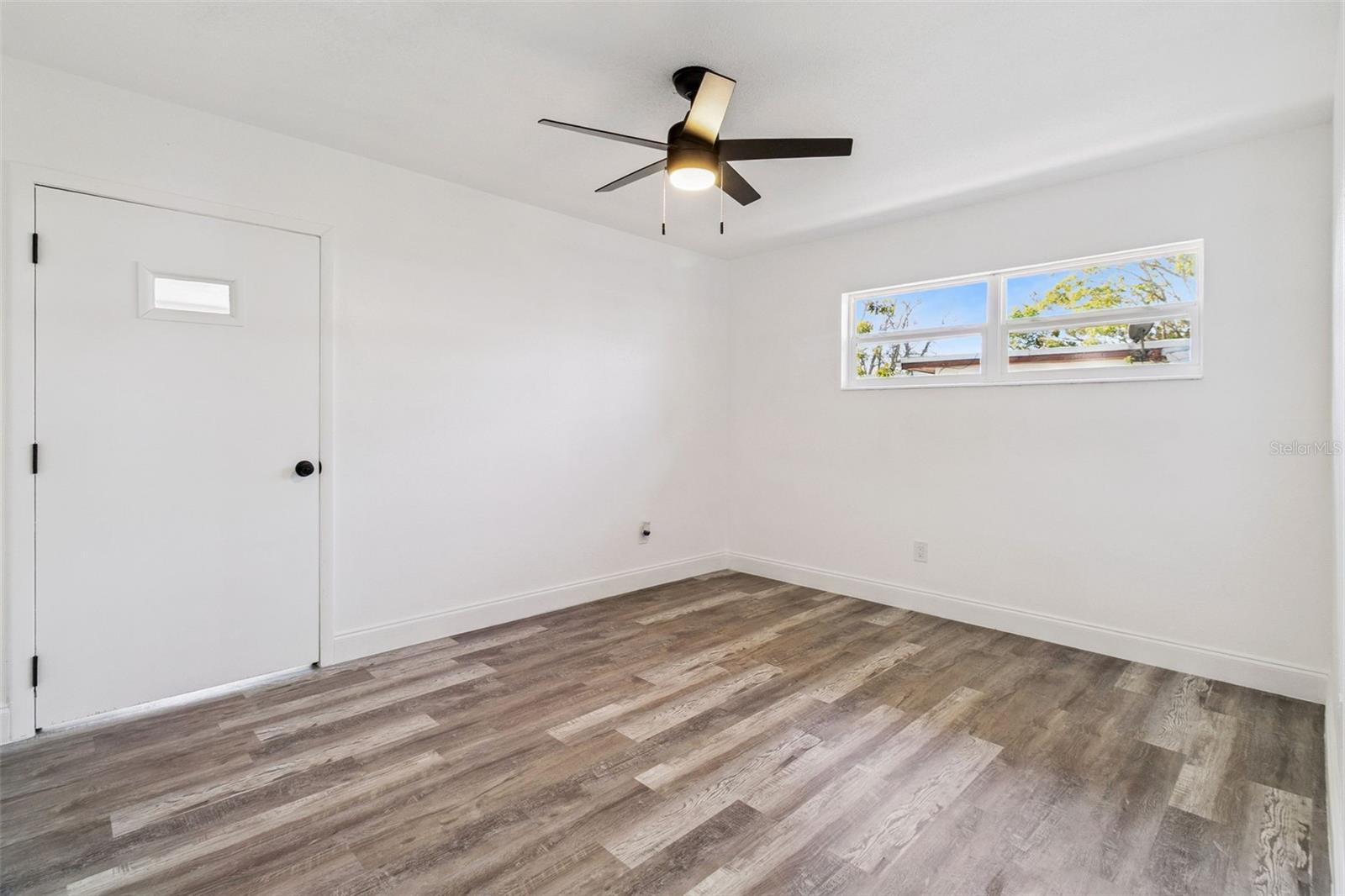 SURFSIDE ESTATES - Residential