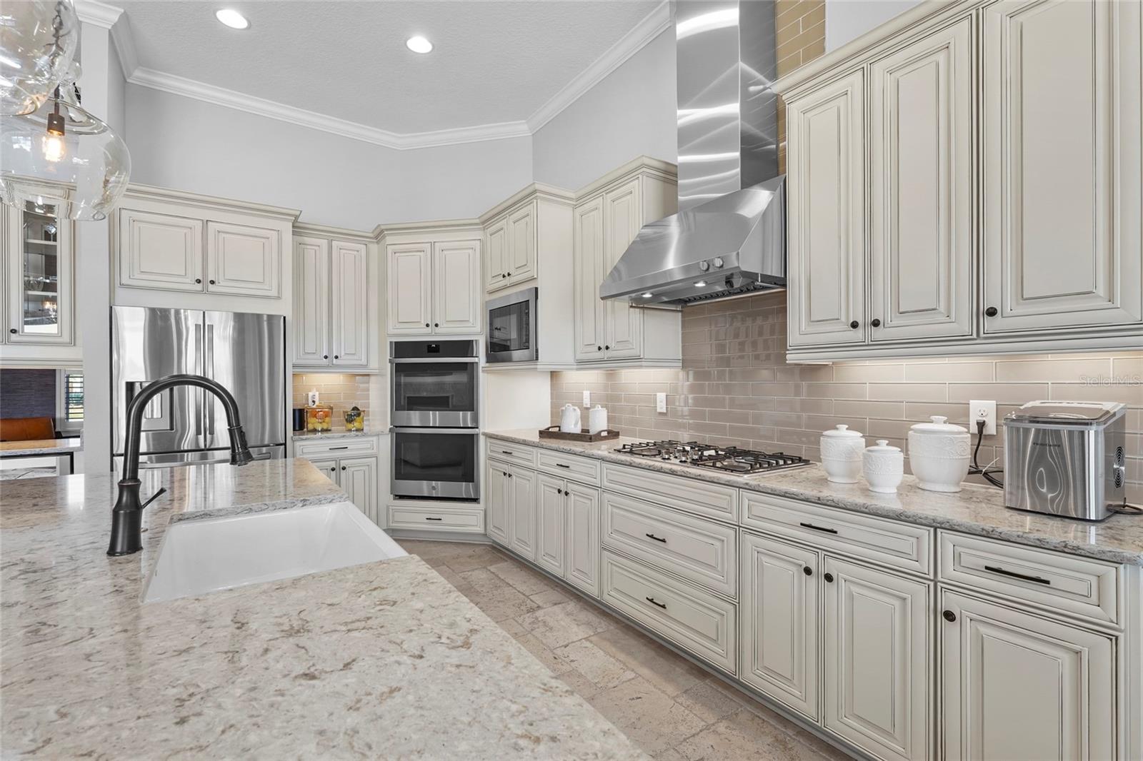 LEGACY ESTATES ON PALMER RANCH PH 2 - Residential