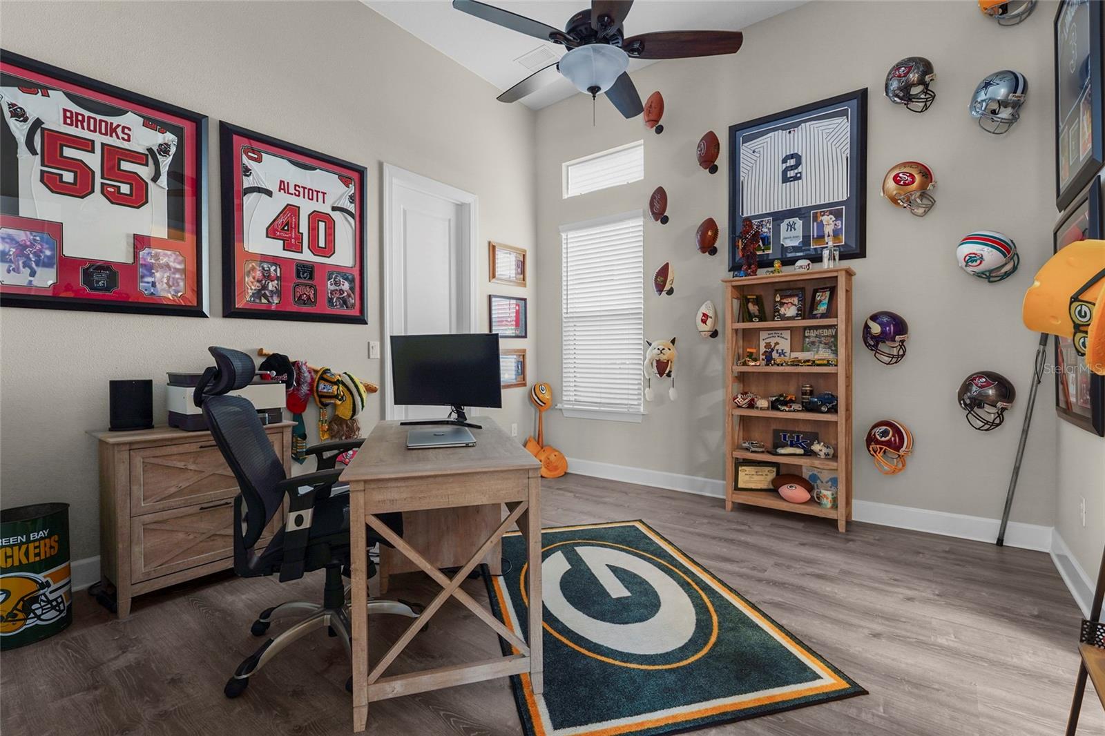 LEGACY ESTATES ON PALMER RANCH PH 2 - Residential