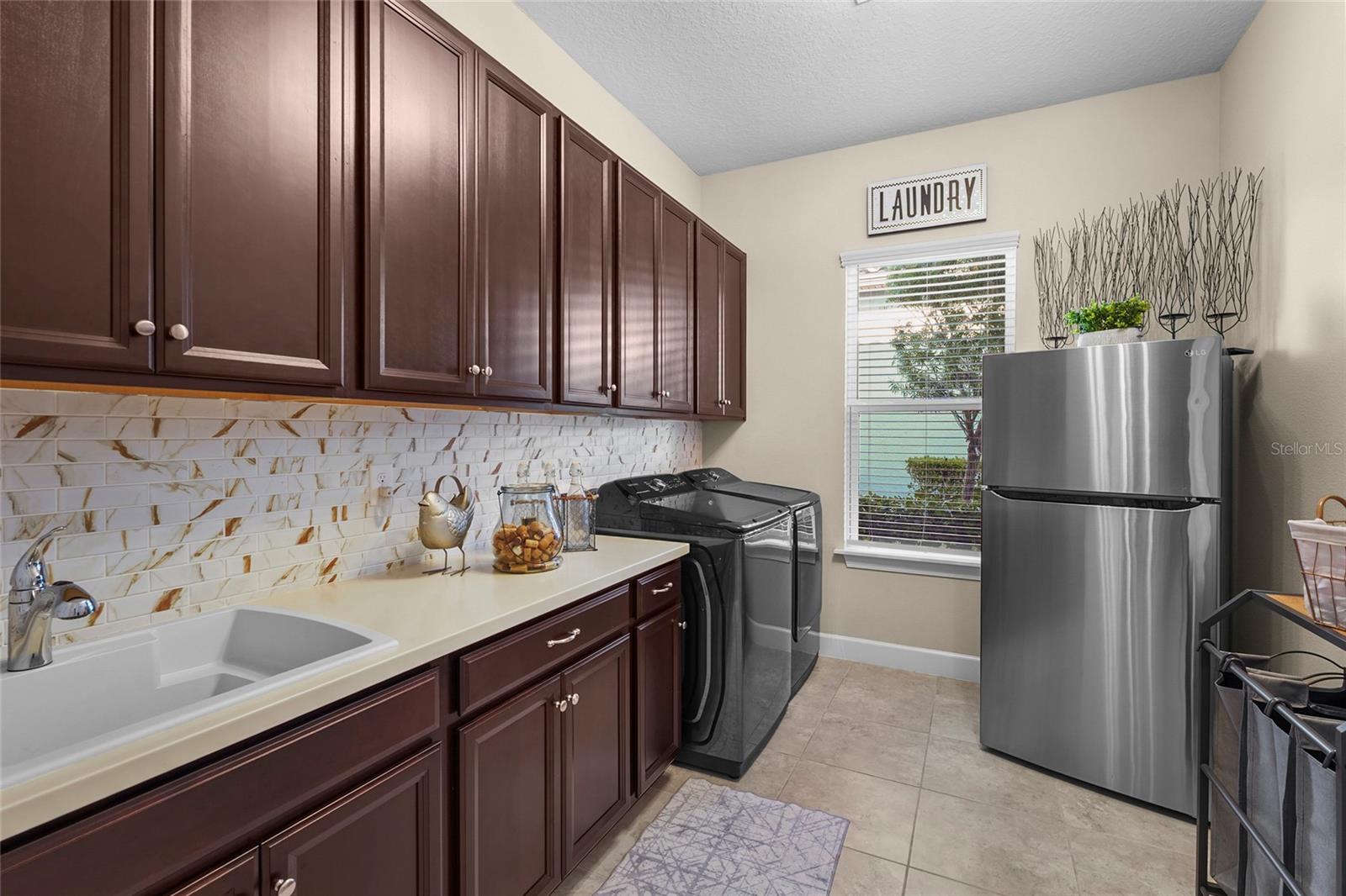 LEGACY ESTATES ON PALMER RANCH PH 2 - Residential