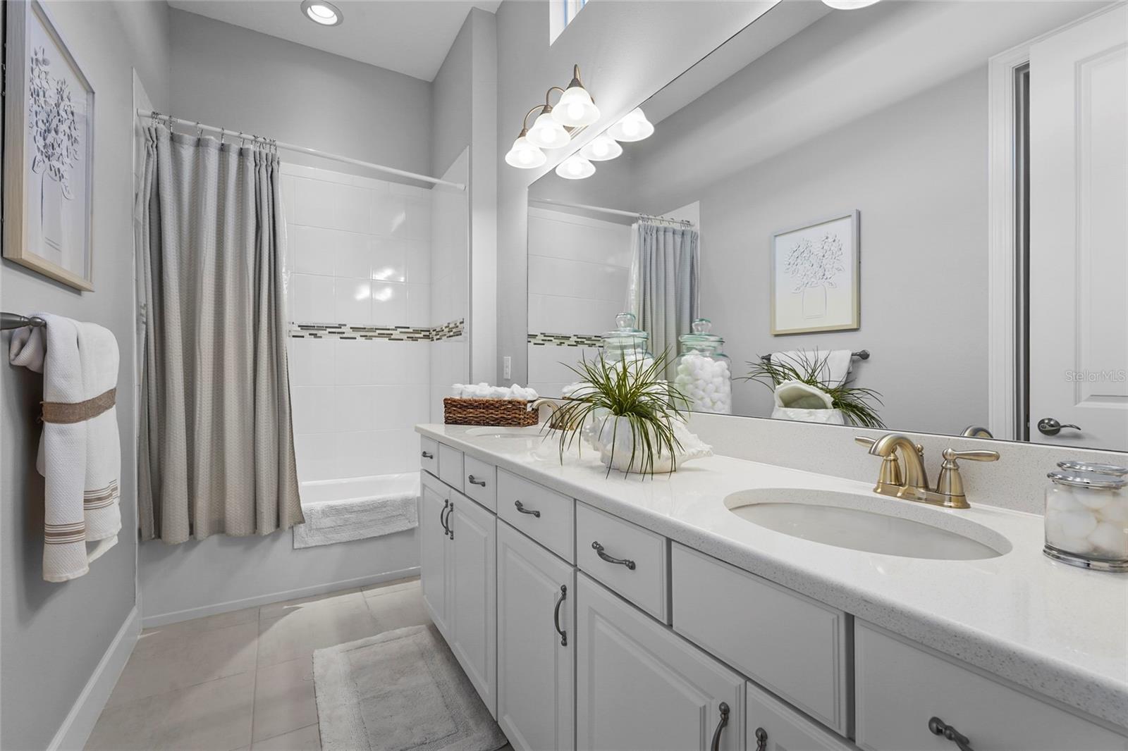 LEGACY ESTATES ON PALMER RANCH PH 2 - Residential