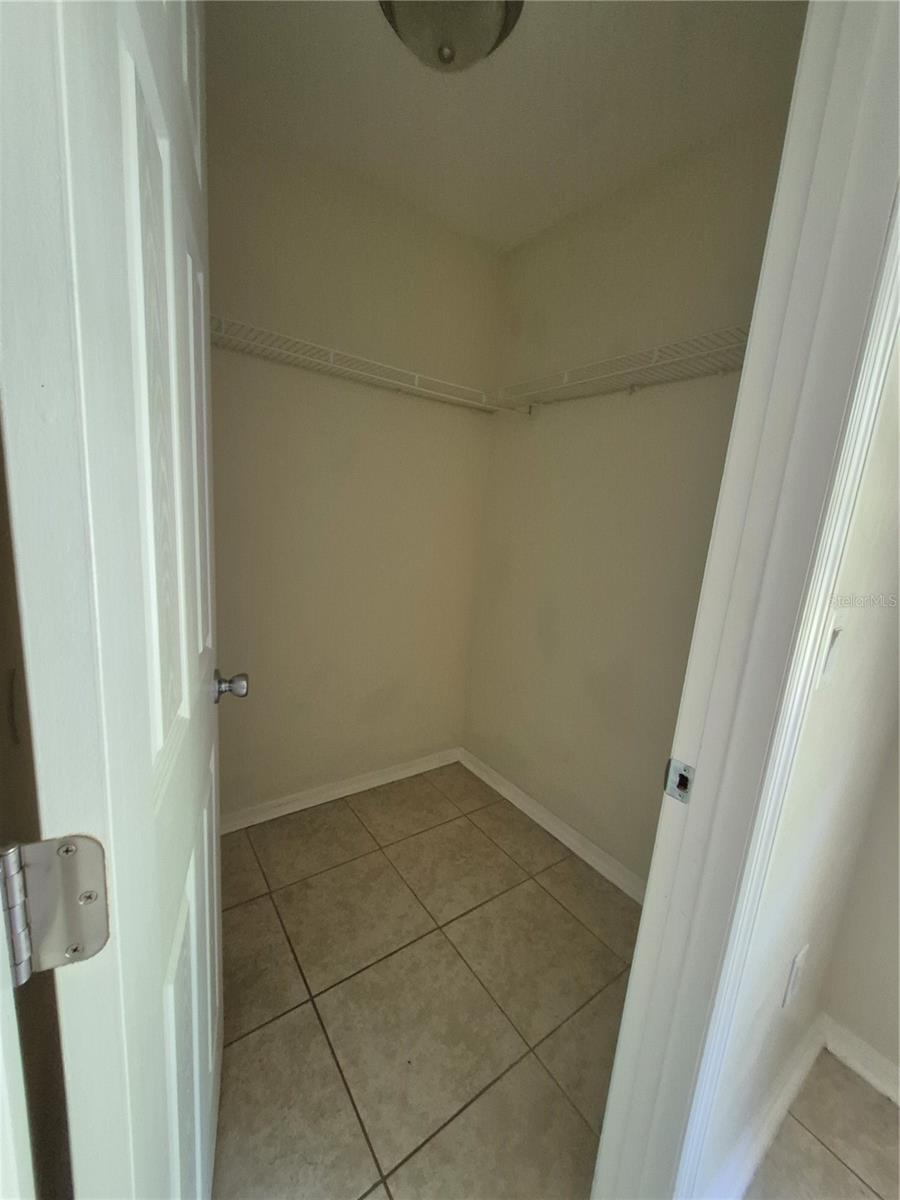 OCALA PARK ESTATES - Residential