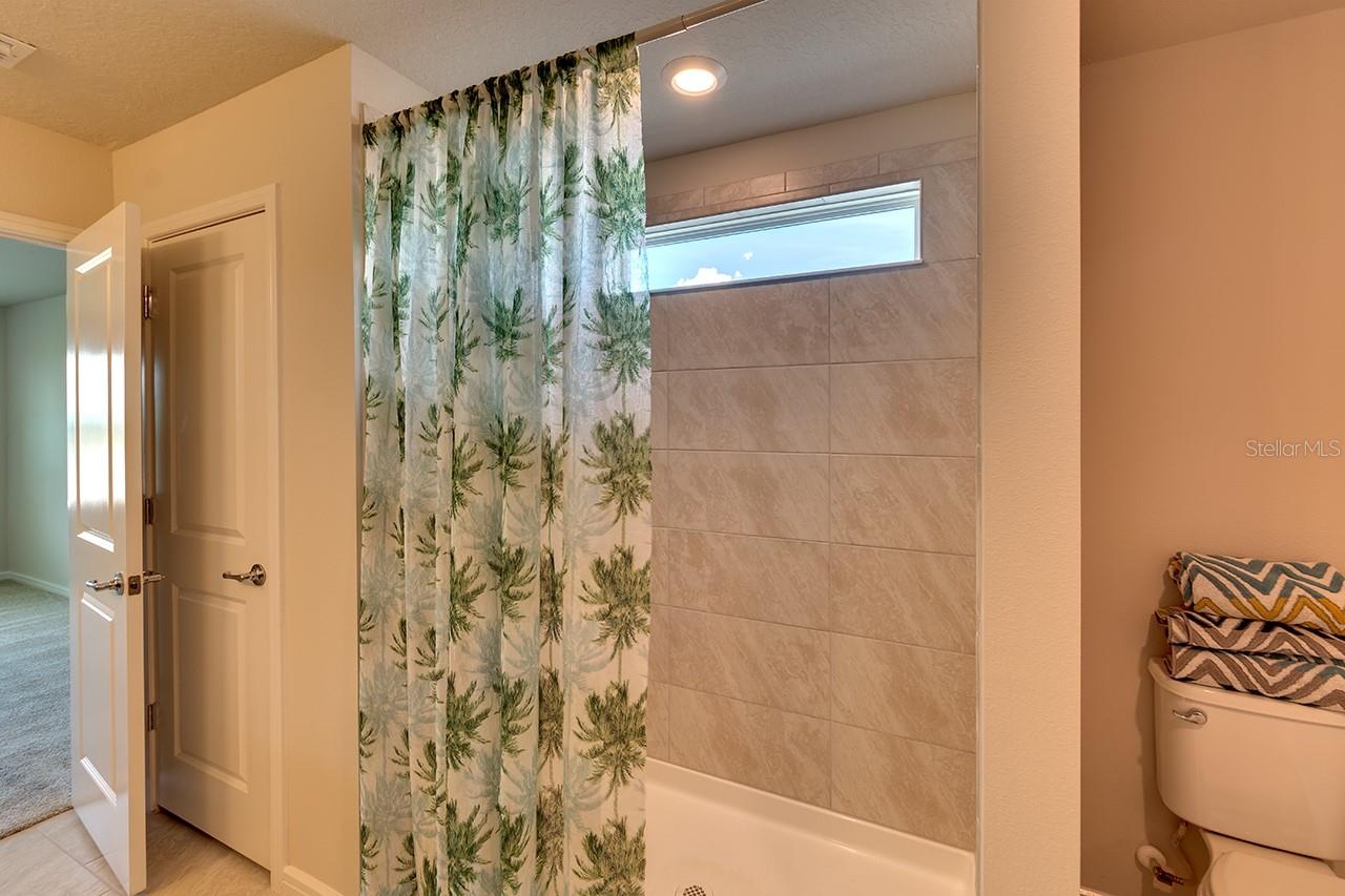 NORTH RIVER RANCH PH IA-I - Residential Lease