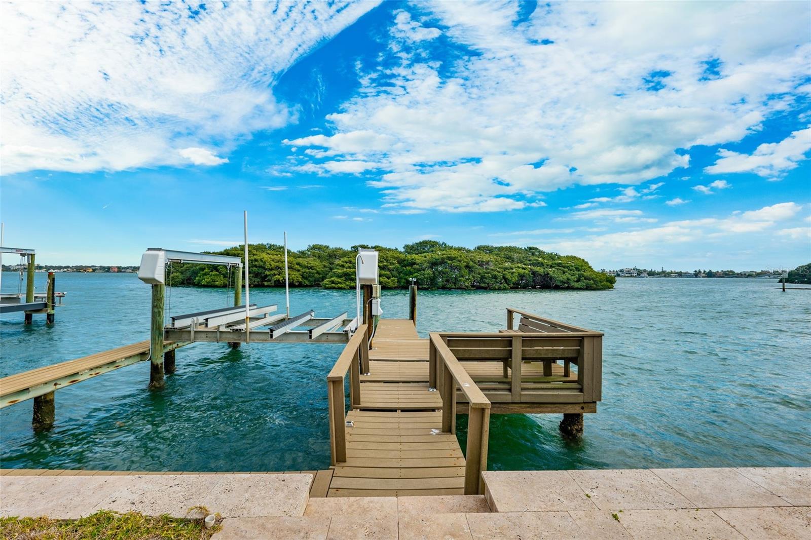 BELLEAIR BEACH - Residential