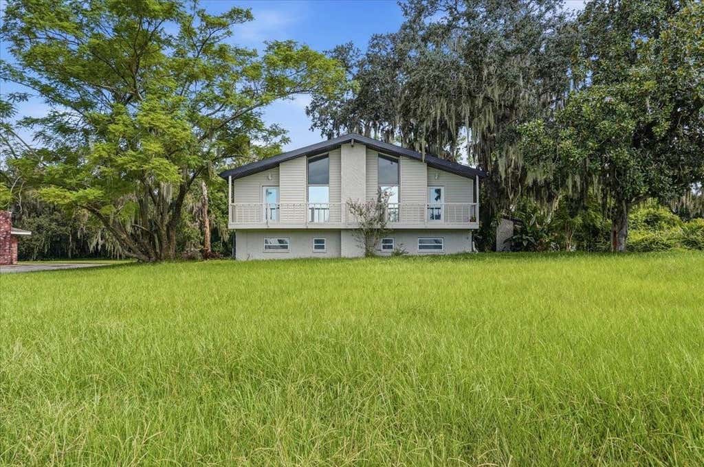 Photo of 504 Park Place, Lakeland, FL 33813 (MLS # L4964602)