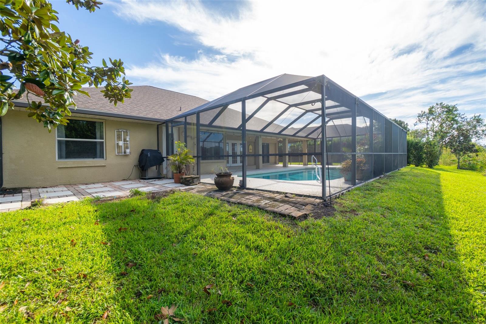 WATERFORD PLACE UNIT 02 - Residential