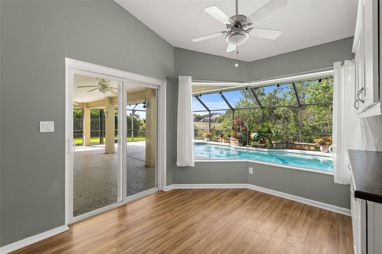 WATERFORD PLACE UNIT 02 - Residential