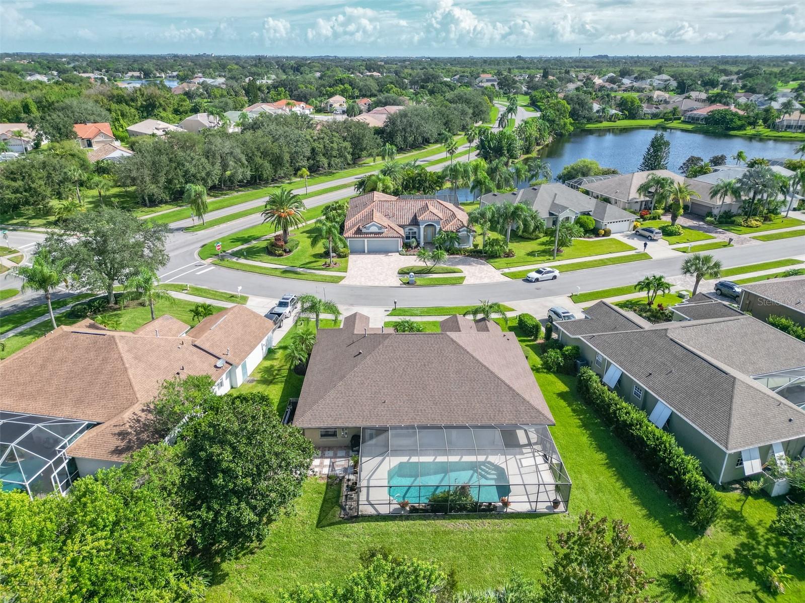 WATERFORD PLACE UNIT 02 - Residential