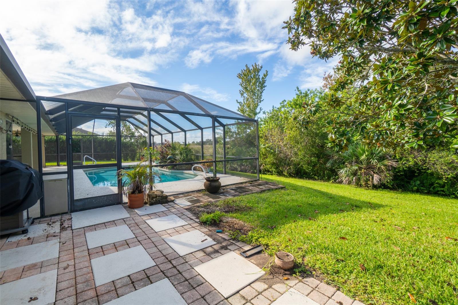 WATERFORD PLACE UNIT 02 - Residential