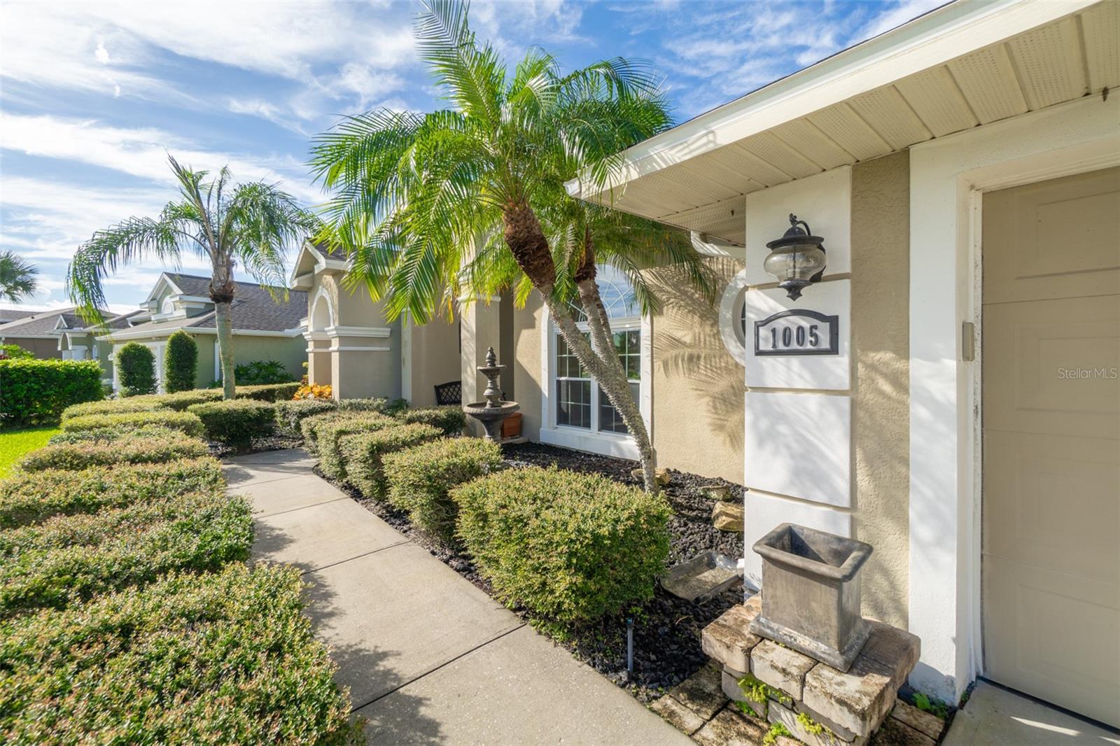 WATERFORD PLACE UNIT 02 - Residential