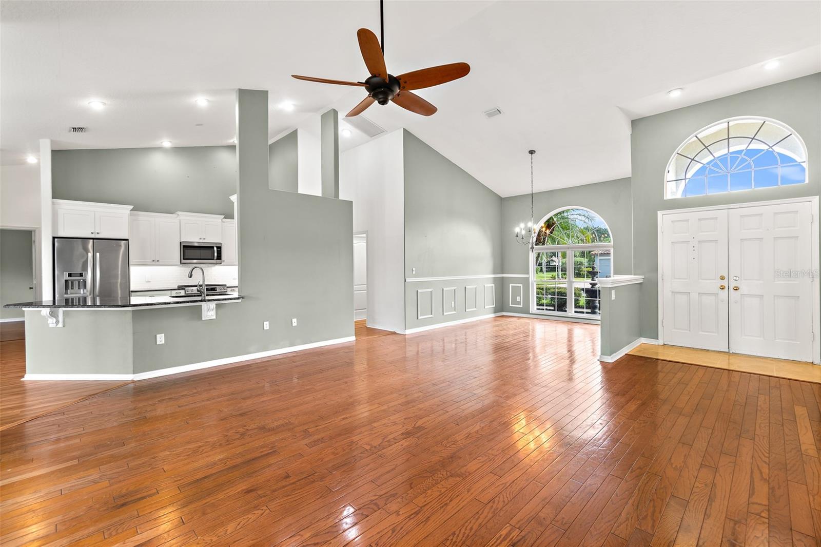 WATERFORD PLACE UNIT 02 - Residential