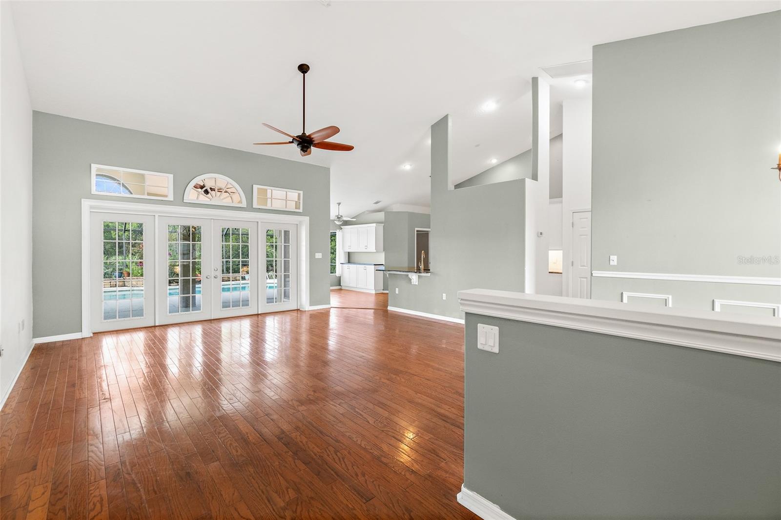 WATERFORD PLACE UNIT 02 - Residential