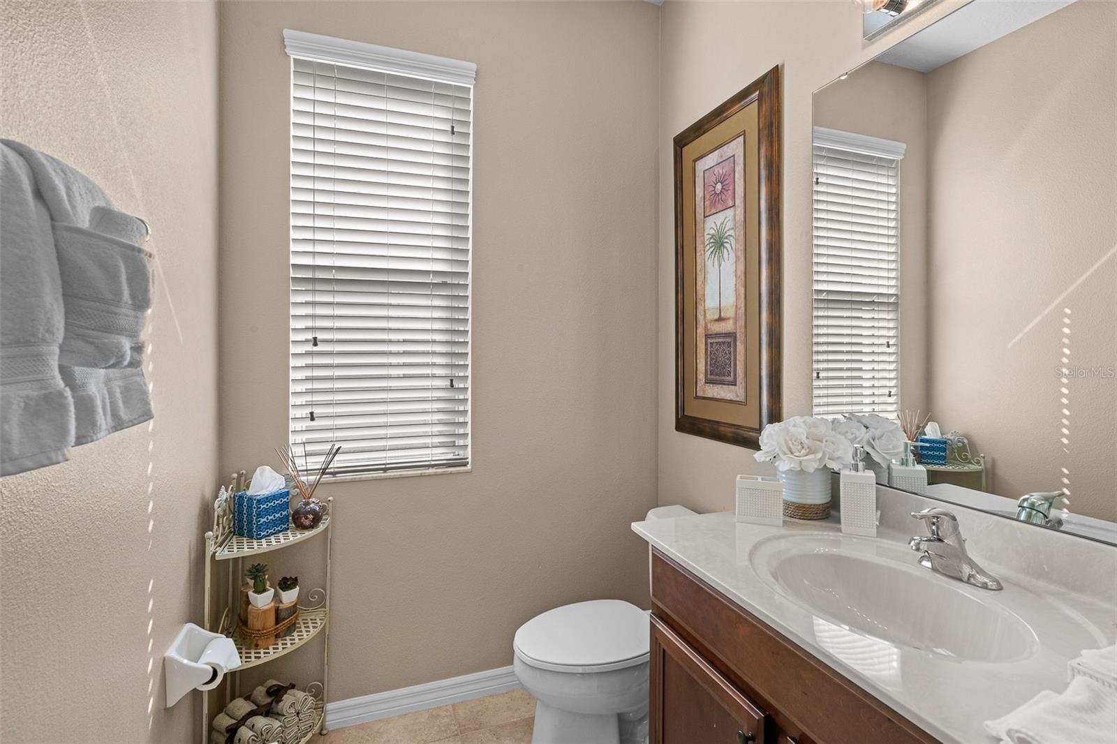 NEWBURY PARK - Residential Lease