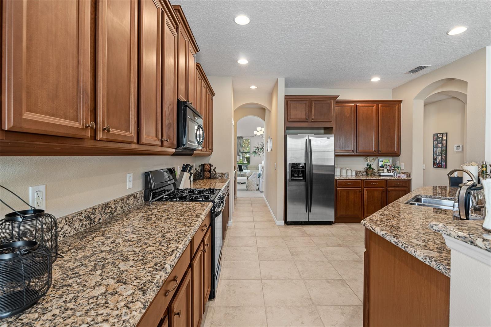 NEWBURY PARK - Residential Lease