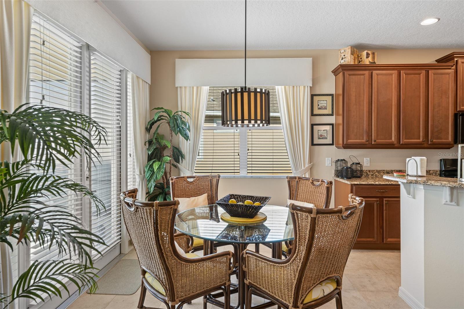 NEWBURY PARK - Residential Lease