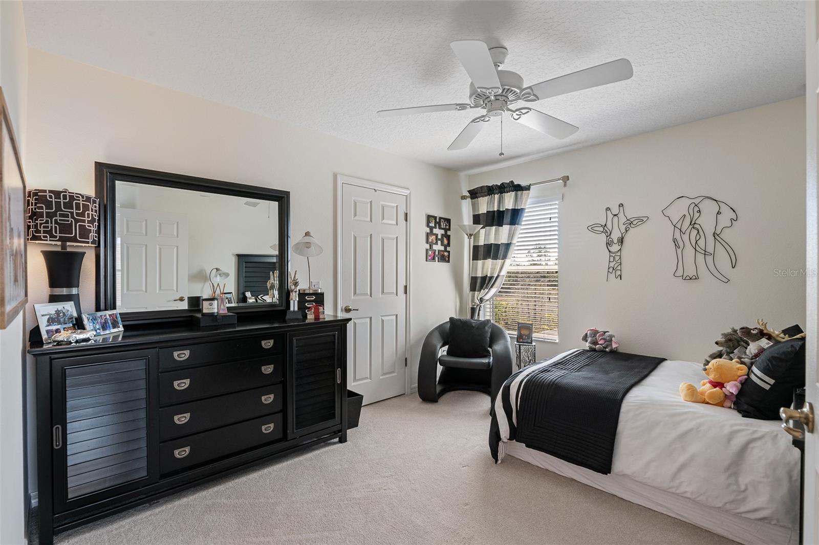 NEWBURY PARK - Residential Lease