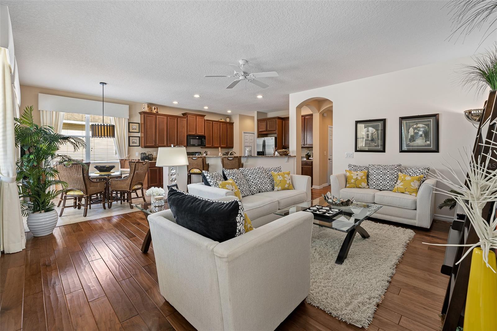 NEWBURY PARK - Residential Lease