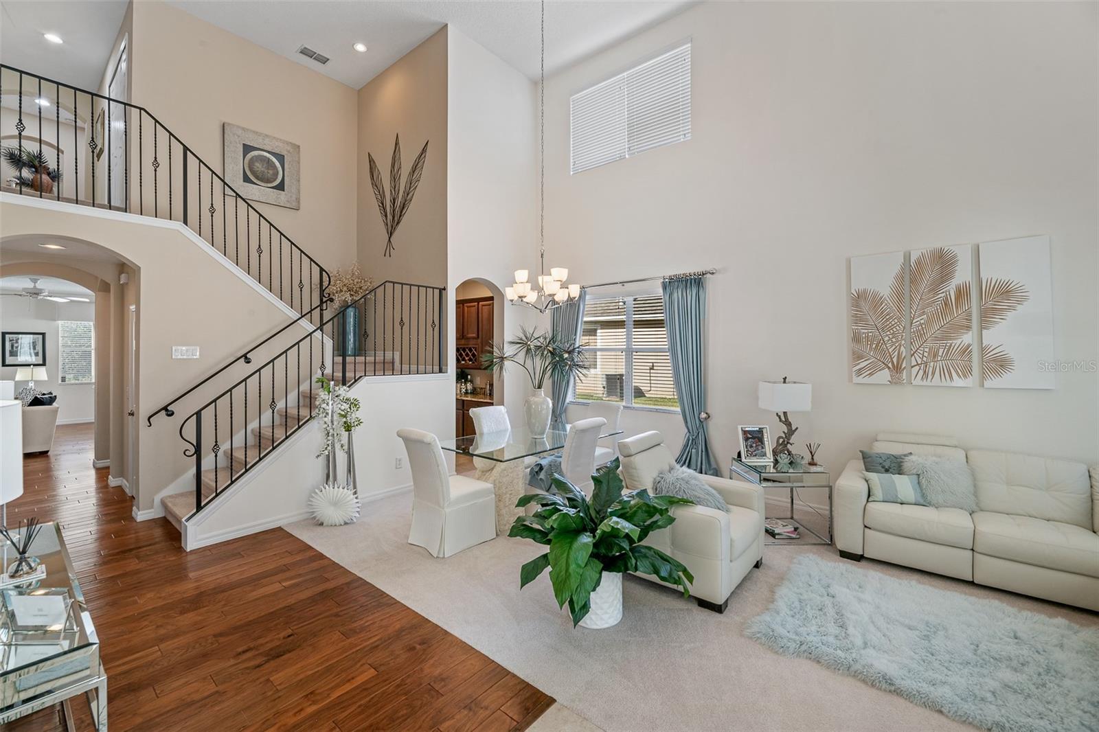 NEWBURY PARK - Residential Lease