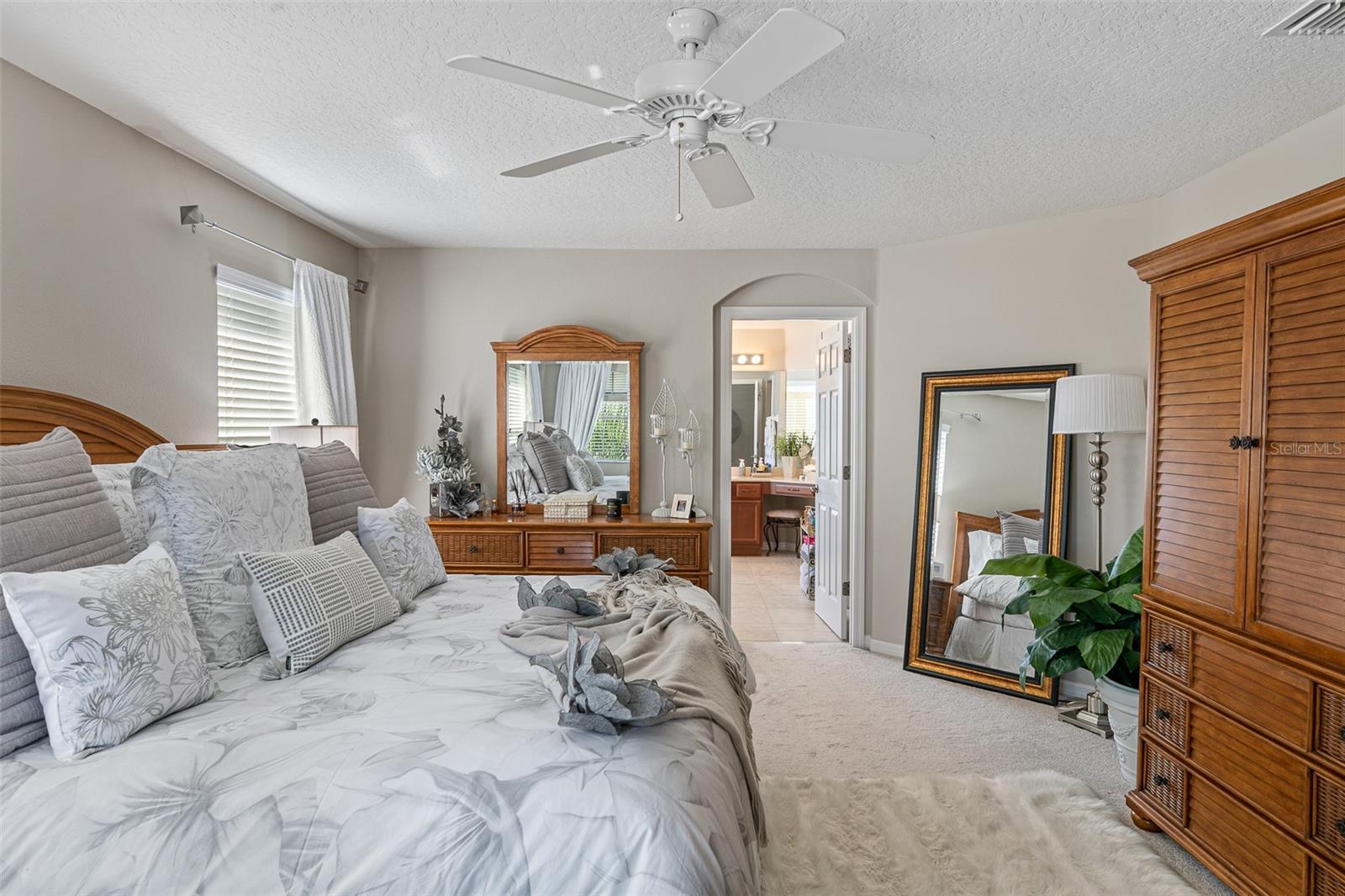 NEWBURY PARK - Residential Lease